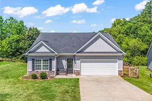 372 Highland Pointe Dr, Alto, GA 30510 - Photo 1