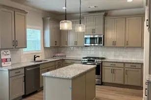 907 Bessie Ct, Loganville, GA 30052 - Photo 3