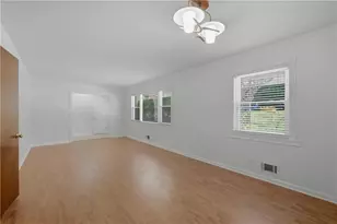 2649 Headland Dr, Atlanta, GA 30344 - Photo 7