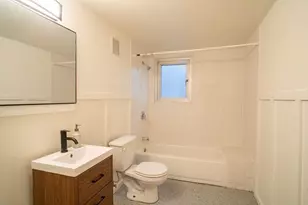 15 Burbank Dr SW, Atlanta, GA 30314 - Photo 9