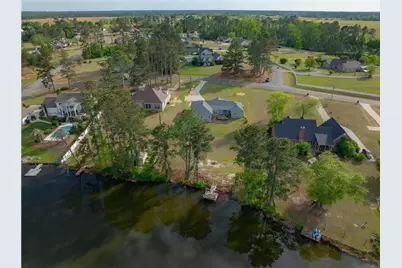 179 Woodlake Circle, Douglas, GA 31535 - Photo 3