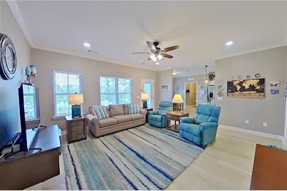 179 Woodlake Circle, Douglas, GA 31535 - Photo 7