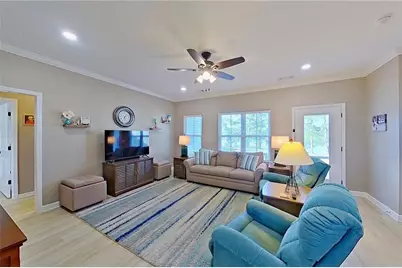 179 Woodlake Circle, Douglas, GA 31535 - Photo 5