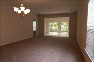 6372 Rockpoint Ln, Hoschton, GA 30548 - Photo 13