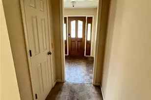 148 River Ridge Dr, Carrollton, GA 30117 - Photo 5