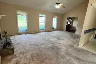 148 River Ridge Dr, Carrollton, GA 30117 - Photo 7