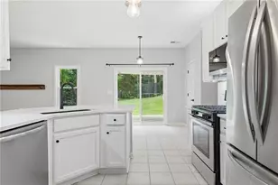 180 Wentworth Dr, Canton, GA 30114 - Photo 25