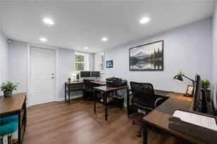 1975 Lenox Rd NE, Atlanta, GA 30306 - Photo 19