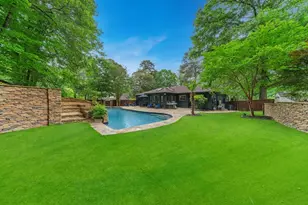 1975 Lenox Rd NE, Atlanta, GA 30306 - Photo 29