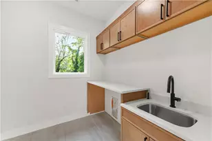 808 East Ave, Scottdale, GA 30079 - Photo 33