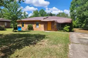 601 Southgate Ave, Albany, GA 31701 - Photo 1