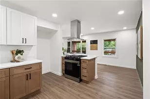 2749 Lincoln Ct NW, Atlanta, GA 30318 - Photo 5