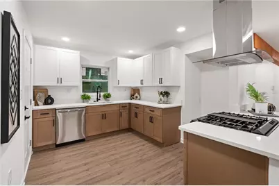 2749 Lincoln Court NW, Atlanta, GA 30318 - Photo 3