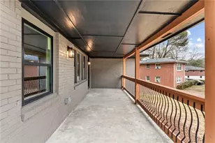 2749 Lincoln Ct NW, Atlanta, GA 30318 - Photo 27