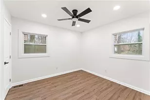 2749 Lincoln Ct NW, Atlanta, GA 30318 - Photo 15