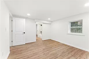 2749 Lincoln Ct NW, Atlanta, GA 30318 - Photo 23