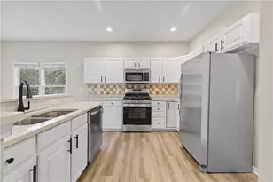 628 Vista Terrace, Stone Mountain, GA 30087 - Photo 11