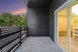1073 Mayson Turner Rd NW, Atlanta, GA 30314 - Photo 5