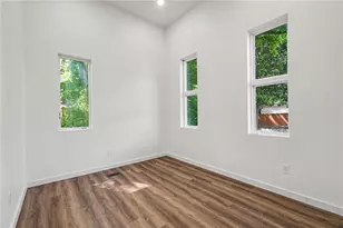 1073 Mayson Turner Rd NW, Atlanta, GA 30314 - Photo 19
