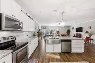 301 NW Jackson Pl NW, Lilburn, GA 30047 - Photo 77