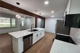 718 Springlake Rd, Lawrenceville, GA 30045 - Photo 9