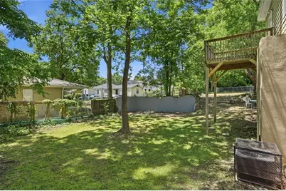 1070 Mayson Turner Road NW, Atlanta, GA 30314 - Photo 19