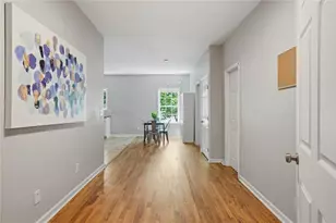 1070 Mayson Turner Rd NW, Atlanta, GA 30314 - Photo 7