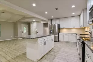 635 Garden Grove Dr, Lawrenceville, GA 30044 - Photo 11