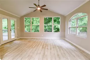 635 Garden Grove Dr, Lawrenceville, GA 30044 - Photo 15