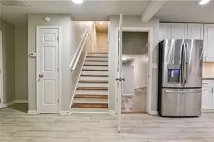 635 Garden Grove Dr, Lawrenceville, GA 30044 - Photo 19