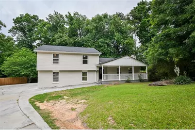 635 Garden Grove Drive, Lawrenceville, GA 30044 - Photo 1