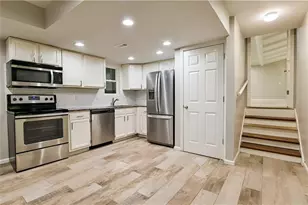 635 Garden Grove Dr, Lawrenceville, GA 30044 - Photo 35