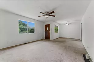 173 Starr Dr, Jonesboro, GA 30236 - Photo 5