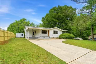 173 Starr Dr, Jonesboro, GA 30236 - Photo 3