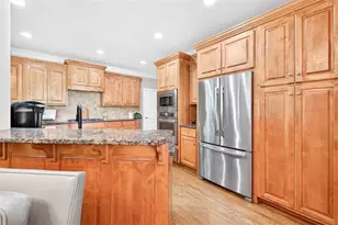 235 Camden Creek Ct, Lawrenceville, GA 30043 - Photo 3