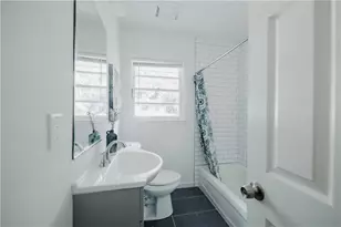 2173 Polar Rock Pl SW, Atlanta, GA 30315 - Photo 9