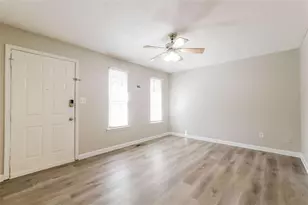 2852 Melanie Ln, Douglasville, GA 30135 - Photo 3