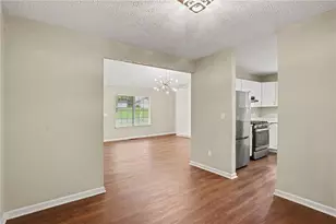 6092 Leverett Dr, Lithonia, GA 30038 - Photo 7