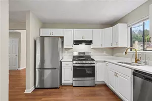 6092 Leverett Dr, Lithonia, GA 30038 - Photo 15