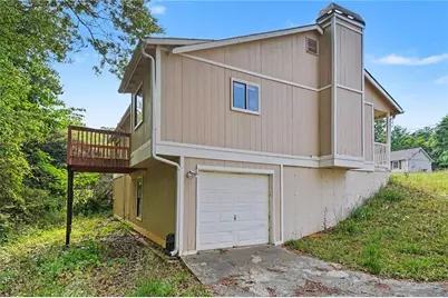 6092 Leverett Drive, Lithonia, GA 30038 - Photo 3