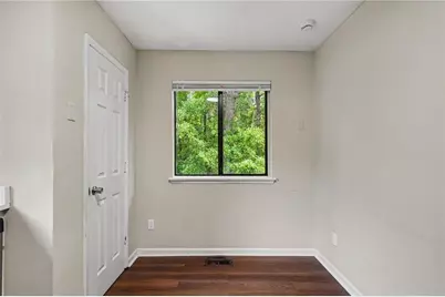 6092 Leverett Drive, Lithonia, GA 30038 - Photo 13