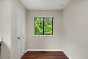 6092 Leverett Dr, Lithonia, GA 30038 - Photo 13