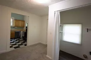 285 E Main St, Forsyth, GA 31029 - Photo 9