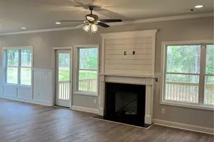 2736 Thomas View Ct, Loganville, GA 30052 - Photo 11