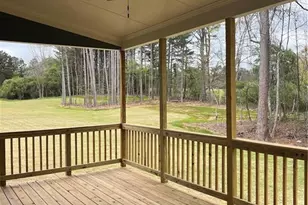 2736 Thomas View Ct, Loganville, GA 30052 - Photo 3