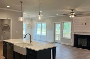 2736 Thomas View Ct, Loganville, GA 30052 - Photo 9