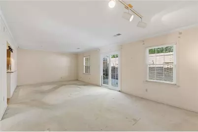 1634 Executive Park Lane NE, Atlanta, GA 30329 - Photo 9