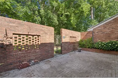 1634 Executive Park Lane NE, Atlanta, GA 30329 - Photo 29