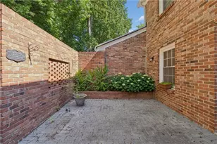 1634 Executive Park Ln NE, Atlanta, GA 30329 - Photo 27
