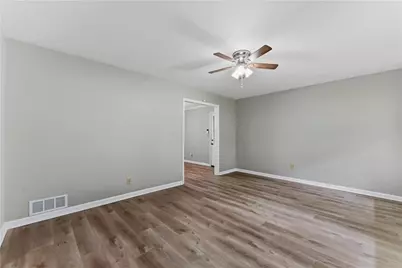 1179 Burbank Trail, Morrow, GA 30260 - Photo 5